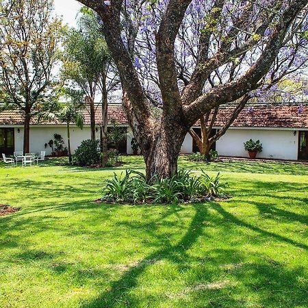 Musketeers Lodge Bulawayo Exterior foto